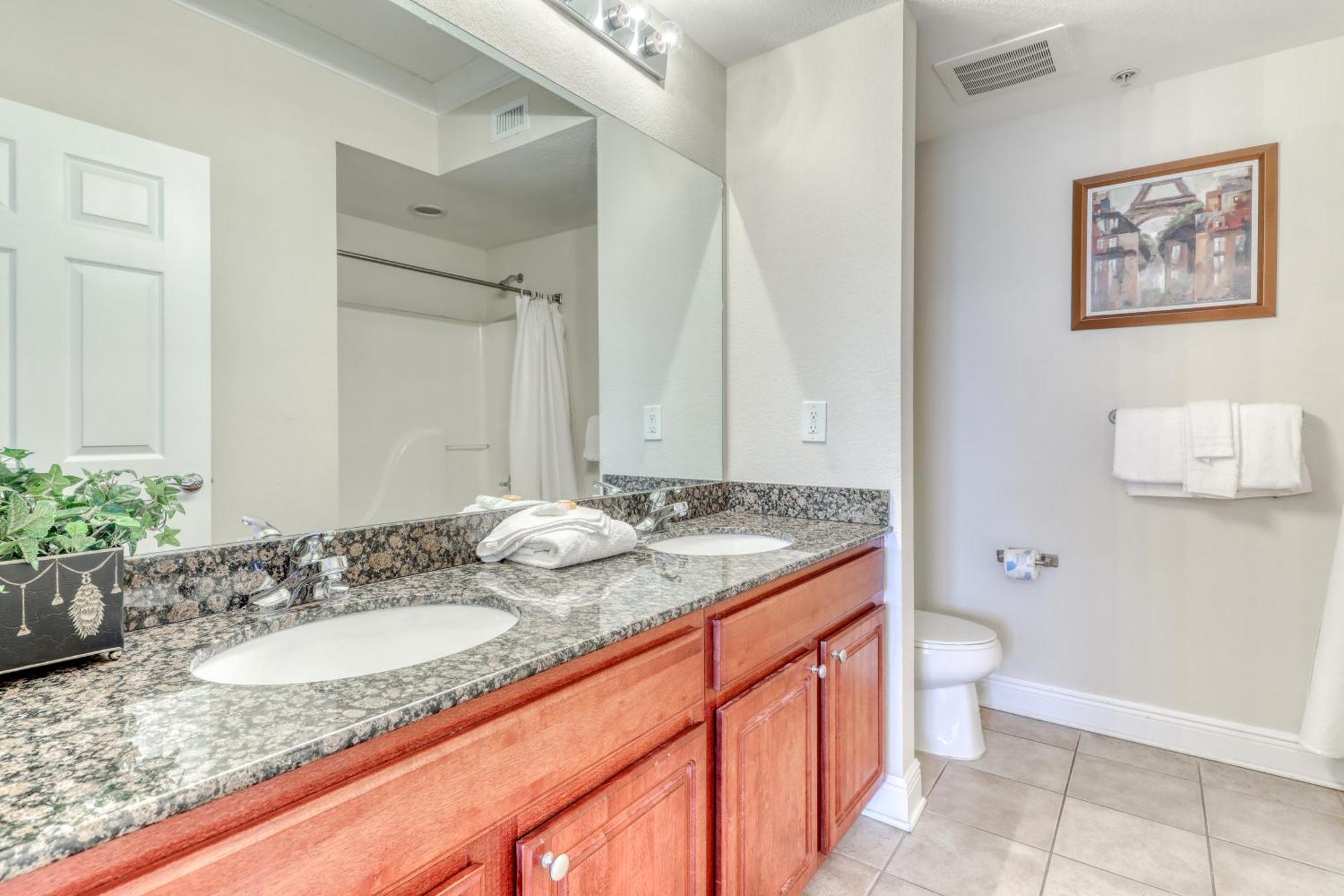 Crystal Tower Condominiums Gulf Shores Room photo