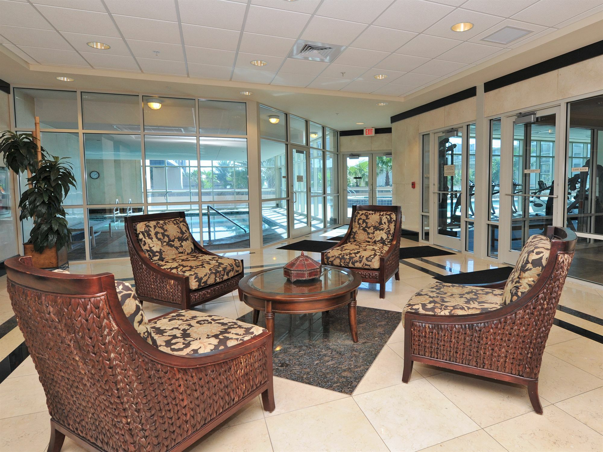 Crystal Tower Condominiums Gulf Shores Exterior photo