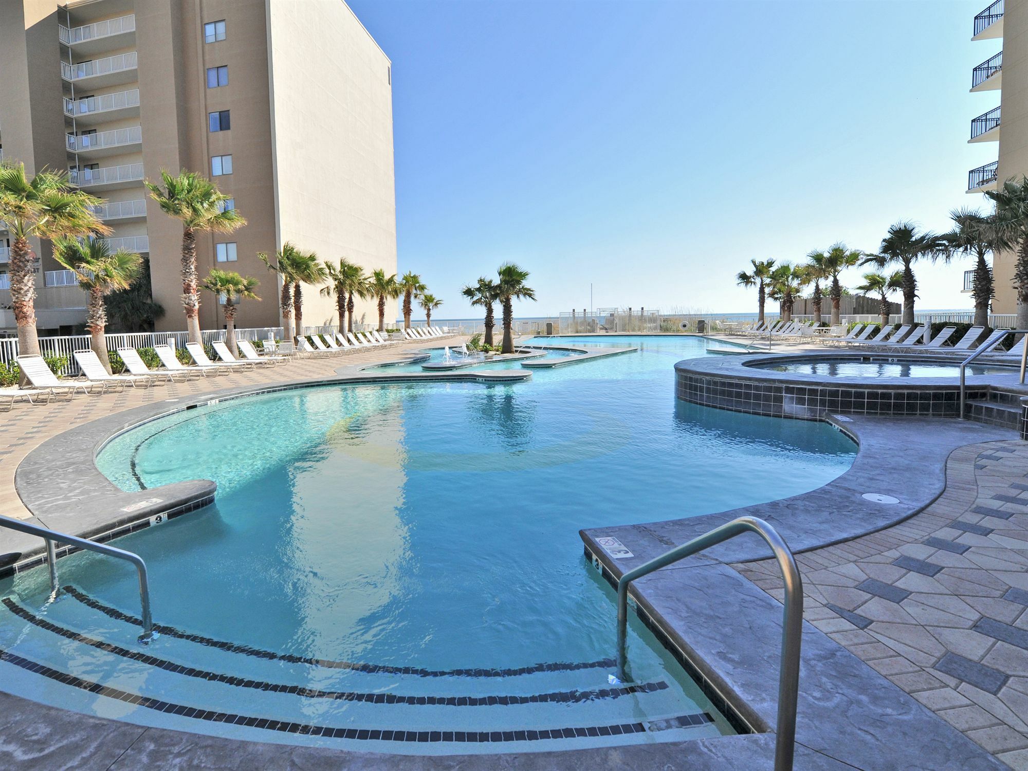 Crystal Tower Condominiums Gulf Shores Exterior photo